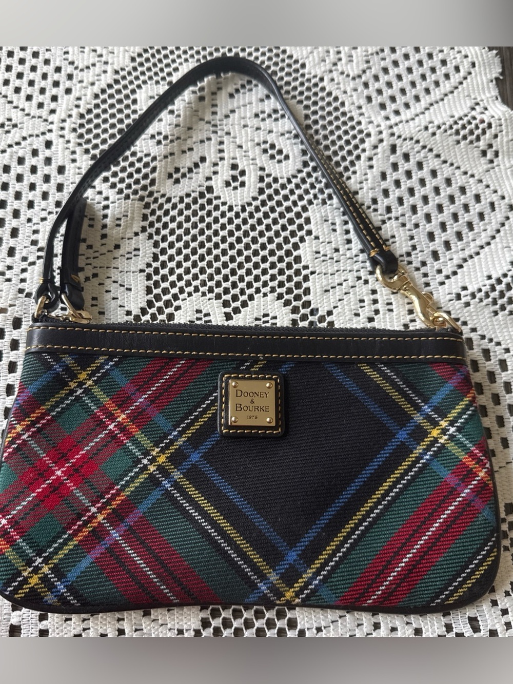 Dooney & Bourke Tartan Plaid  Shoulder Bag Wristlet